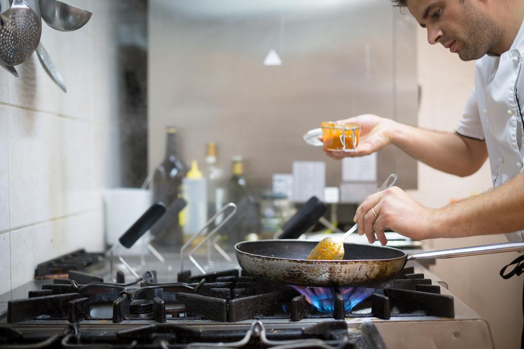 Locanda San Giorgio Neviglie Eksteriør billede