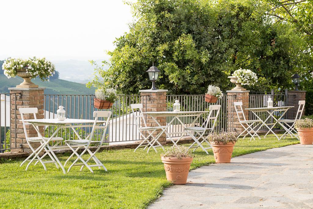 Locanda San Giorgio Neviglie Eksteriør billede